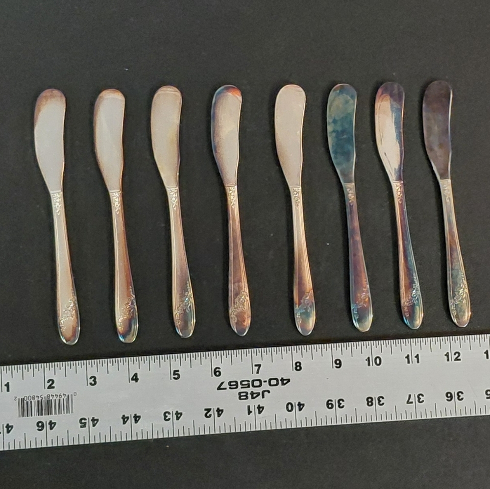 Oneida Community Tudor Plate, Silver Butter Spreaders